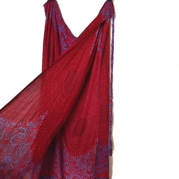 Sarong with Mixed Pattern and Straps - Picture 2 of 4